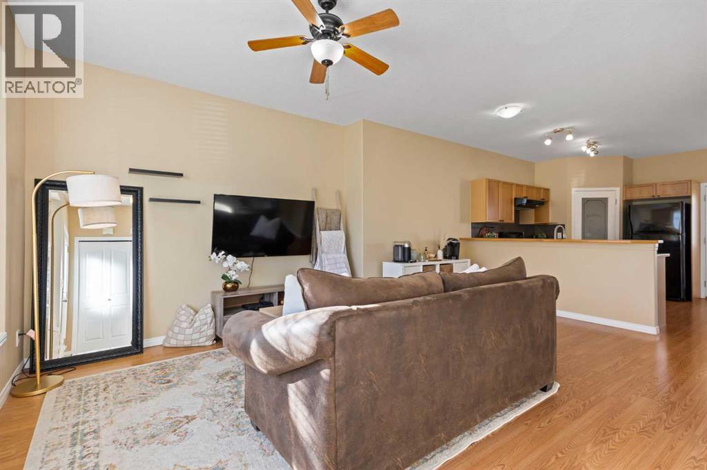 1301, 703 Luxstone Square Sw, Airdrie, Alberta  T4B 0A4 - Photo 2 - A2262712