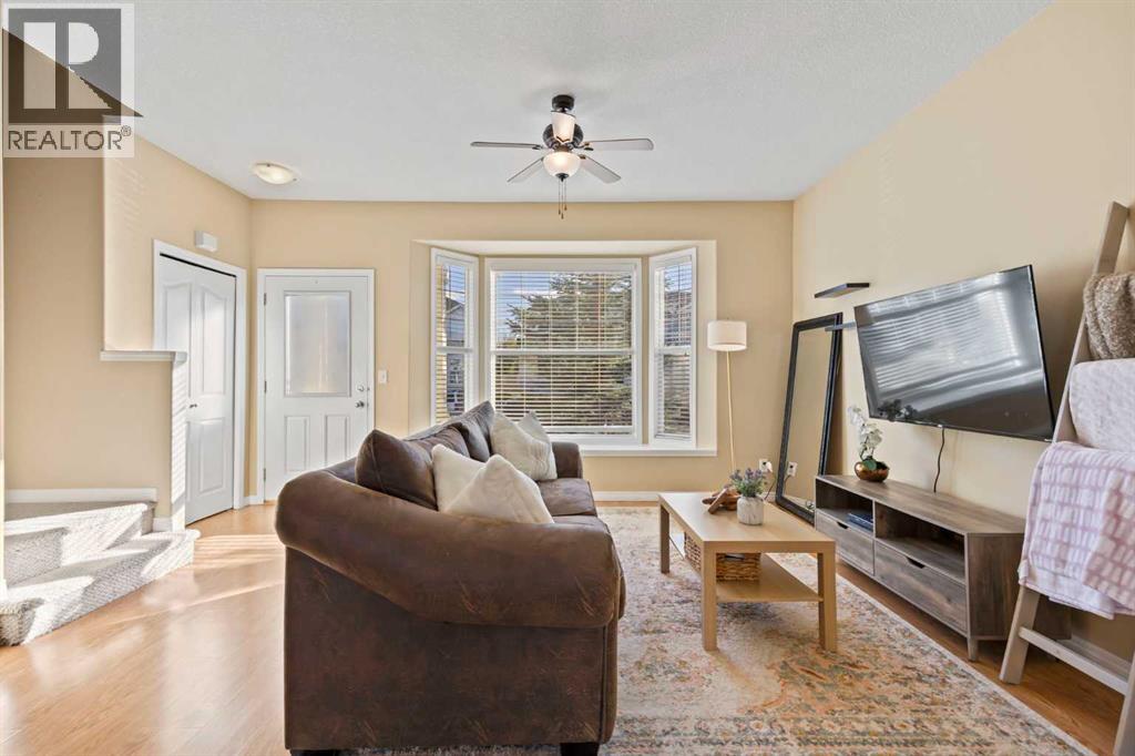 1301, 703 Luxstone Square Sw, Airdrie, Alberta  T4B 0A4 - Photo 5 - A2262712