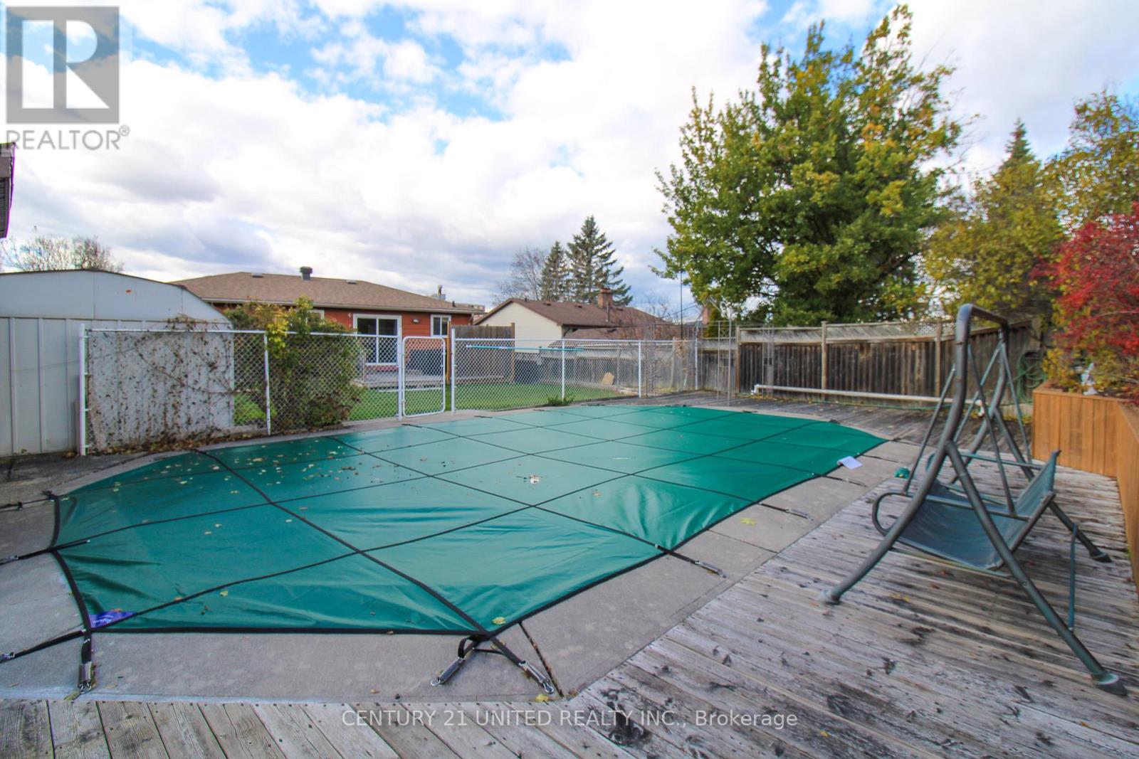 2130 Meadowview Road, Peterborough (Ashburnham Ward 4), Ontario  K9L 1S4 - Photo 35 - X12512322