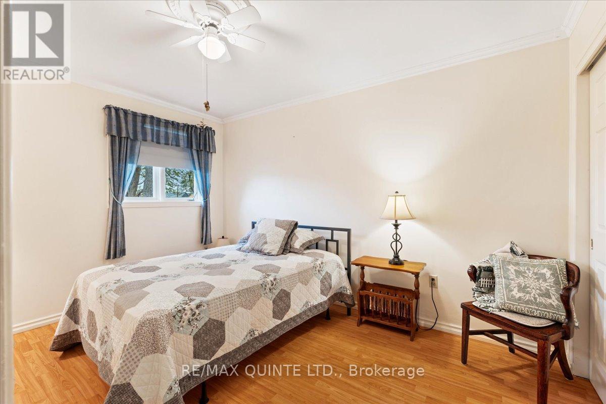 16 Maple Avenue, Prince Edward County, Ontario  K0K 2T0 - Photo 25 - X12512476