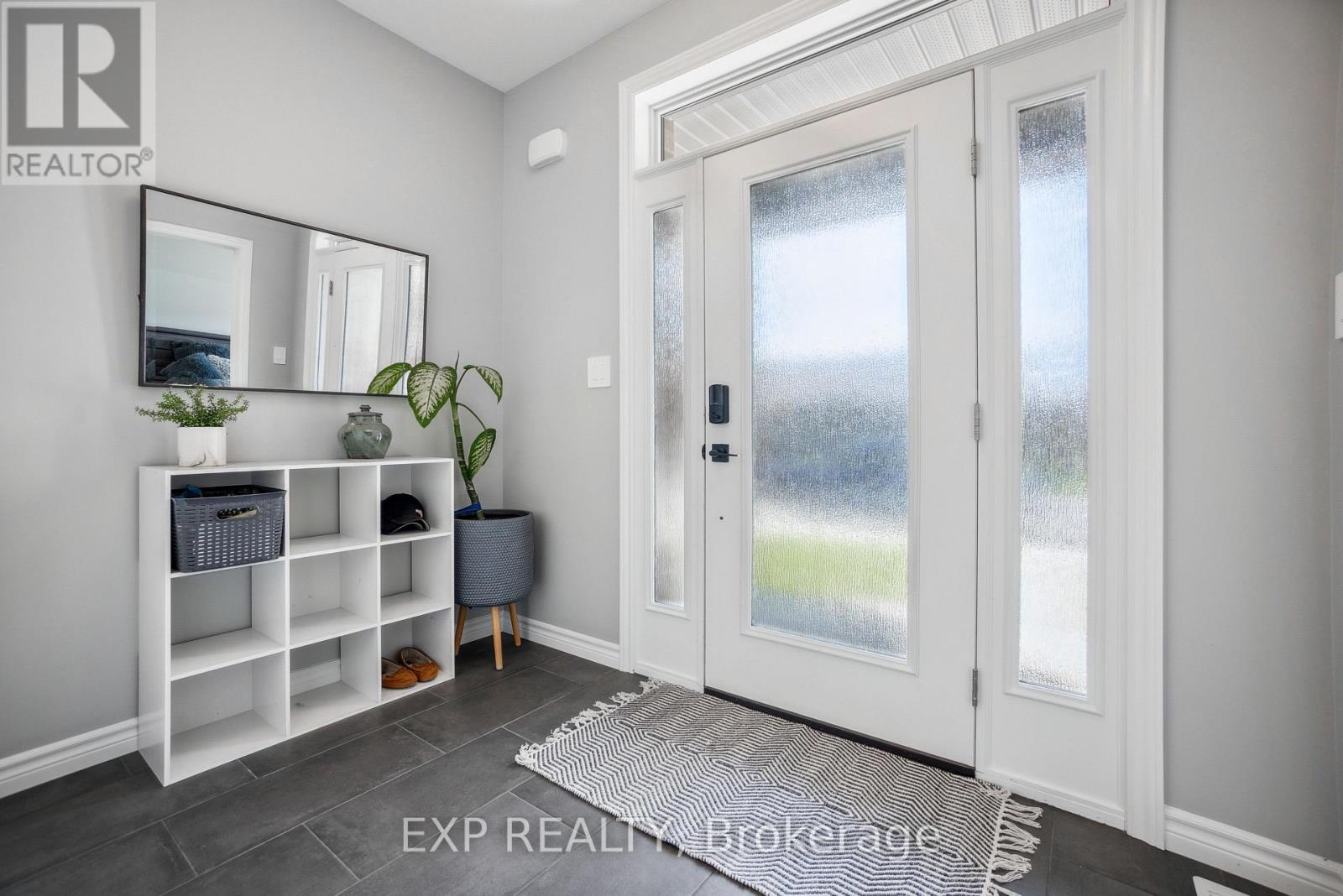 61 Athabaska Drive, Belleville, Ontario K8N 0T1 - Photo 4 - X12512582