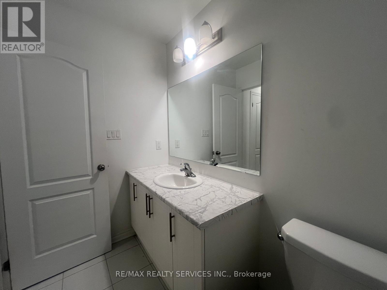 4 Joseph Halbert Place, Caledon, Ontario  L7C 4L4 - Photo 19 - W12512190