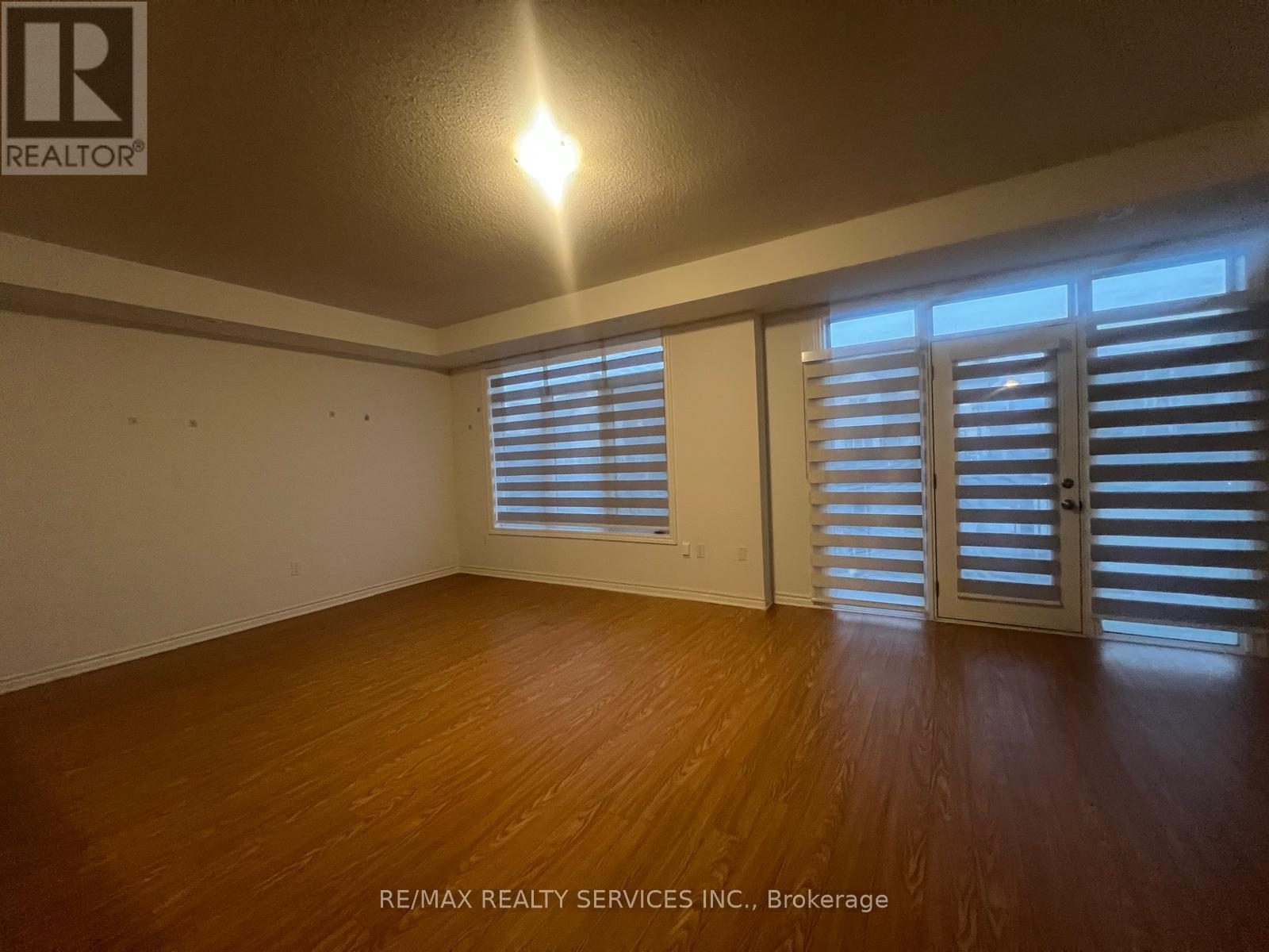 4 Joseph Halbert Place, Caledon, Ontario  L7C 4L4 - Photo 9 - W12512190