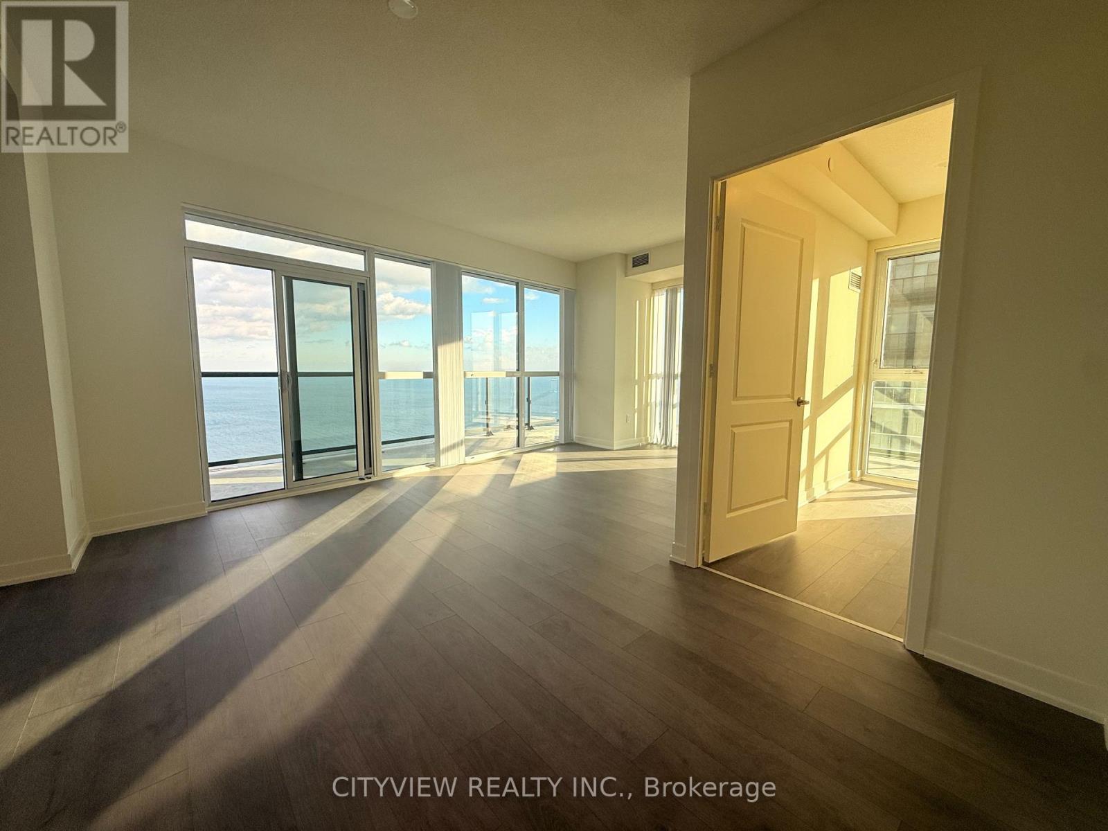 5005 - 38 Annie Craig Drive, Toronto, Ontario  M8V 0G9 - Photo 16 - W12512214