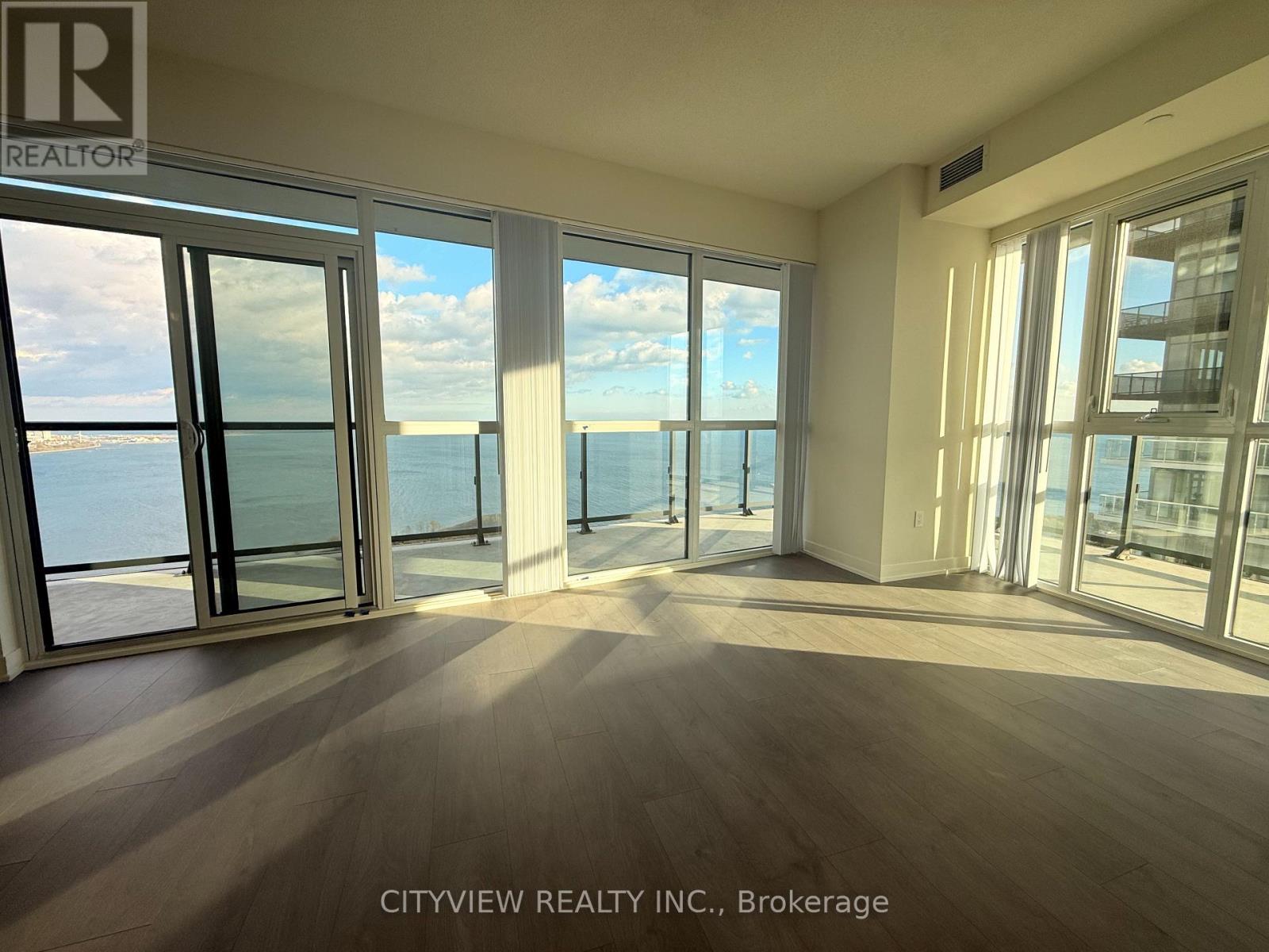 5005 - 38 Annie Craig Drive, Toronto, Ontario  M8V 0G9 - Photo 19 - W12512214