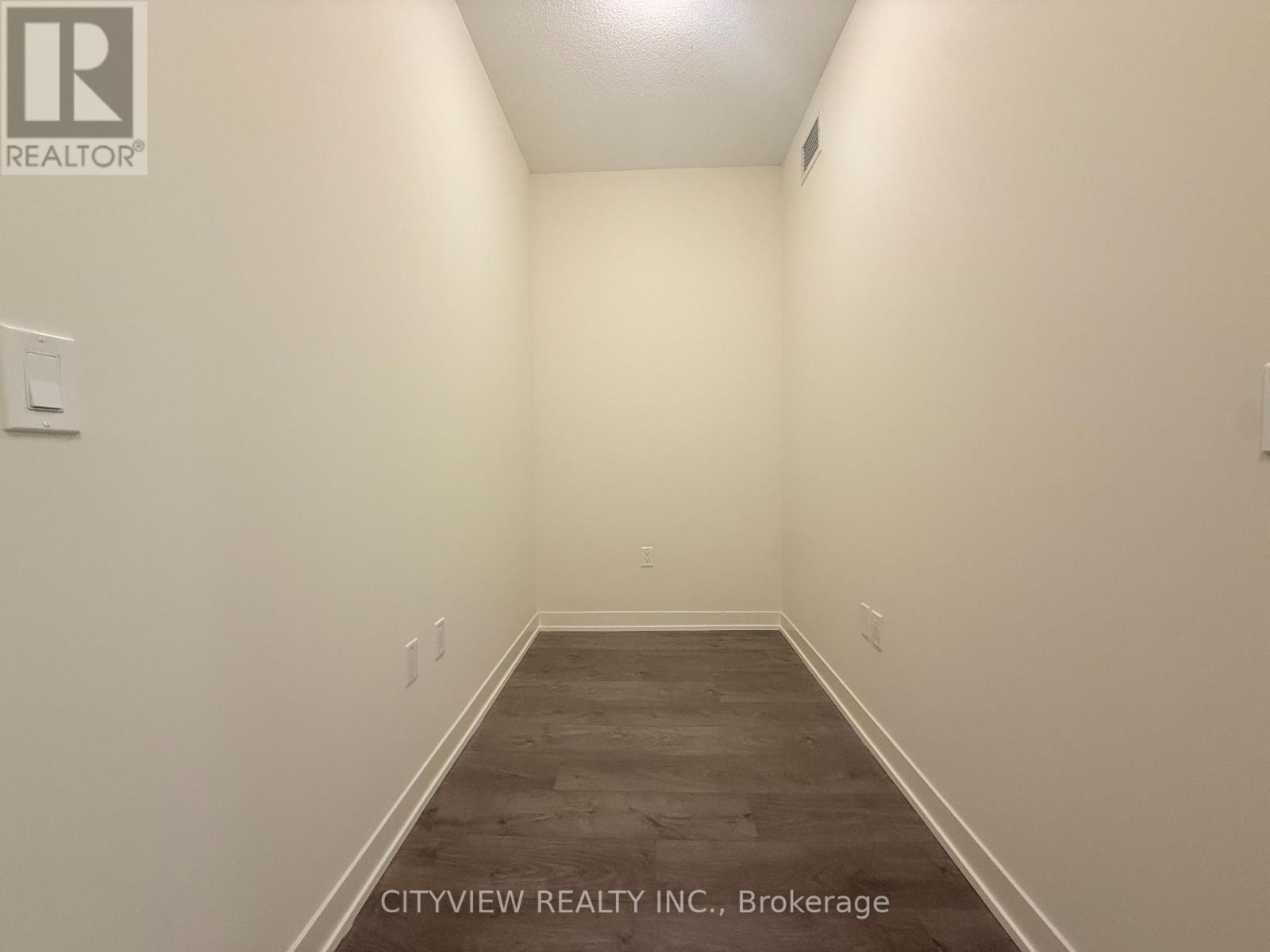 5005 - 38 Annie Craig Drive, Toronto, Ontario  M8V 0G9 - Photo 2 - W12512214