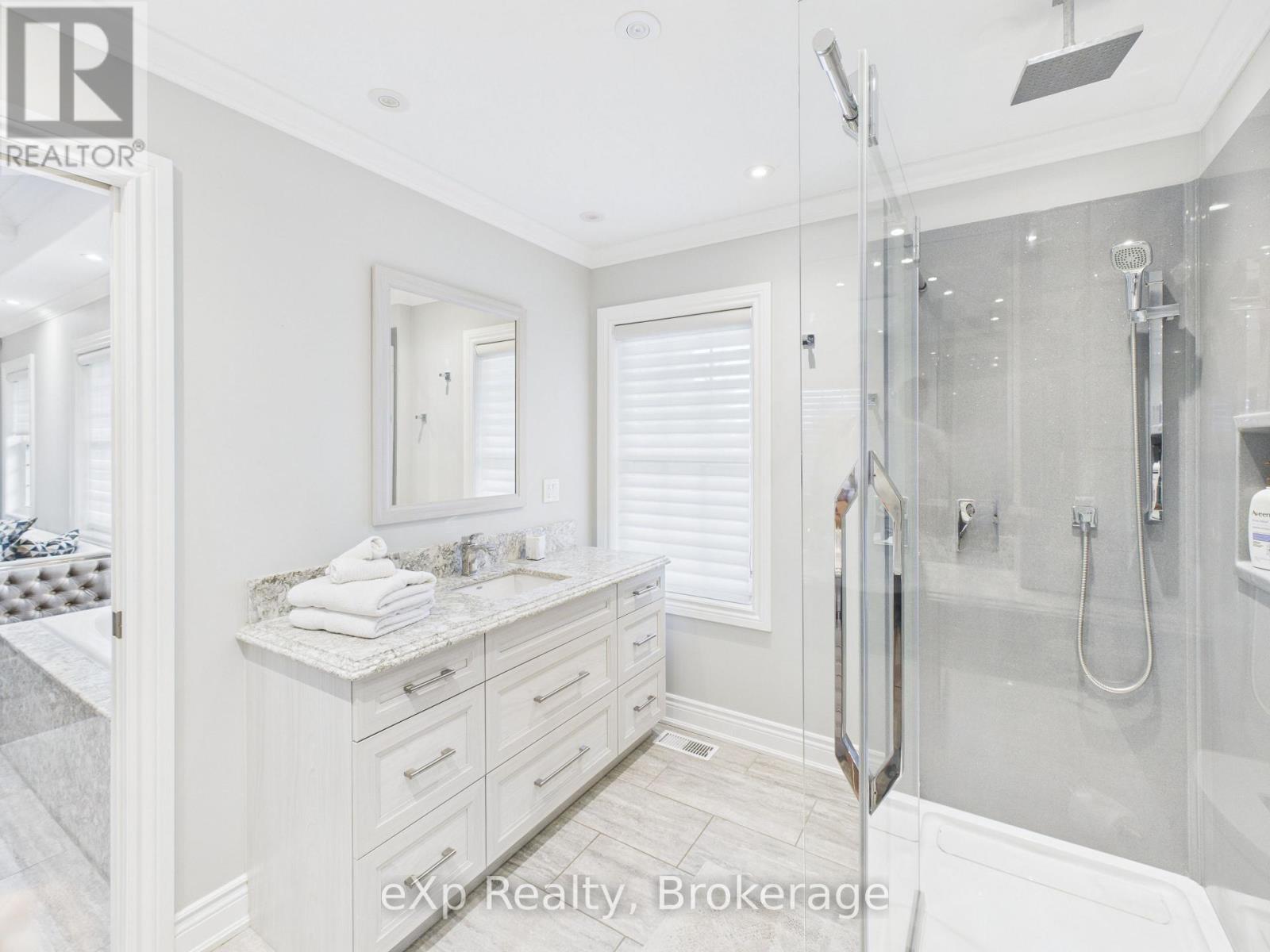 197 Balmy Beach Road, Georgian Bluffs, Ontario  N4K 5N4 - Photo 23 - X12512596