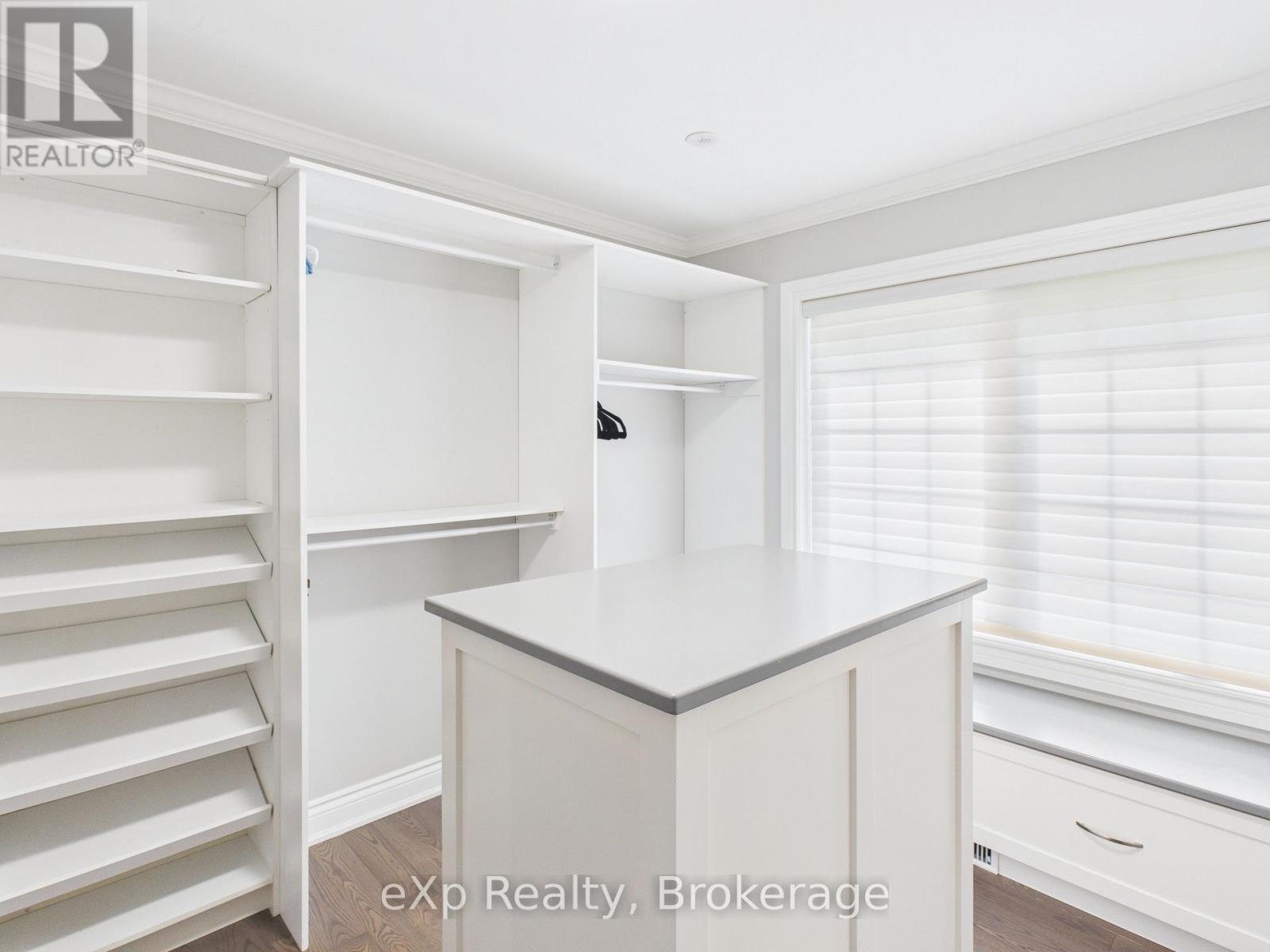 197 Balmy Beach Road, Georgian Bluffs, Ontario  N4K 5N4 - Photo 22 - X12512596