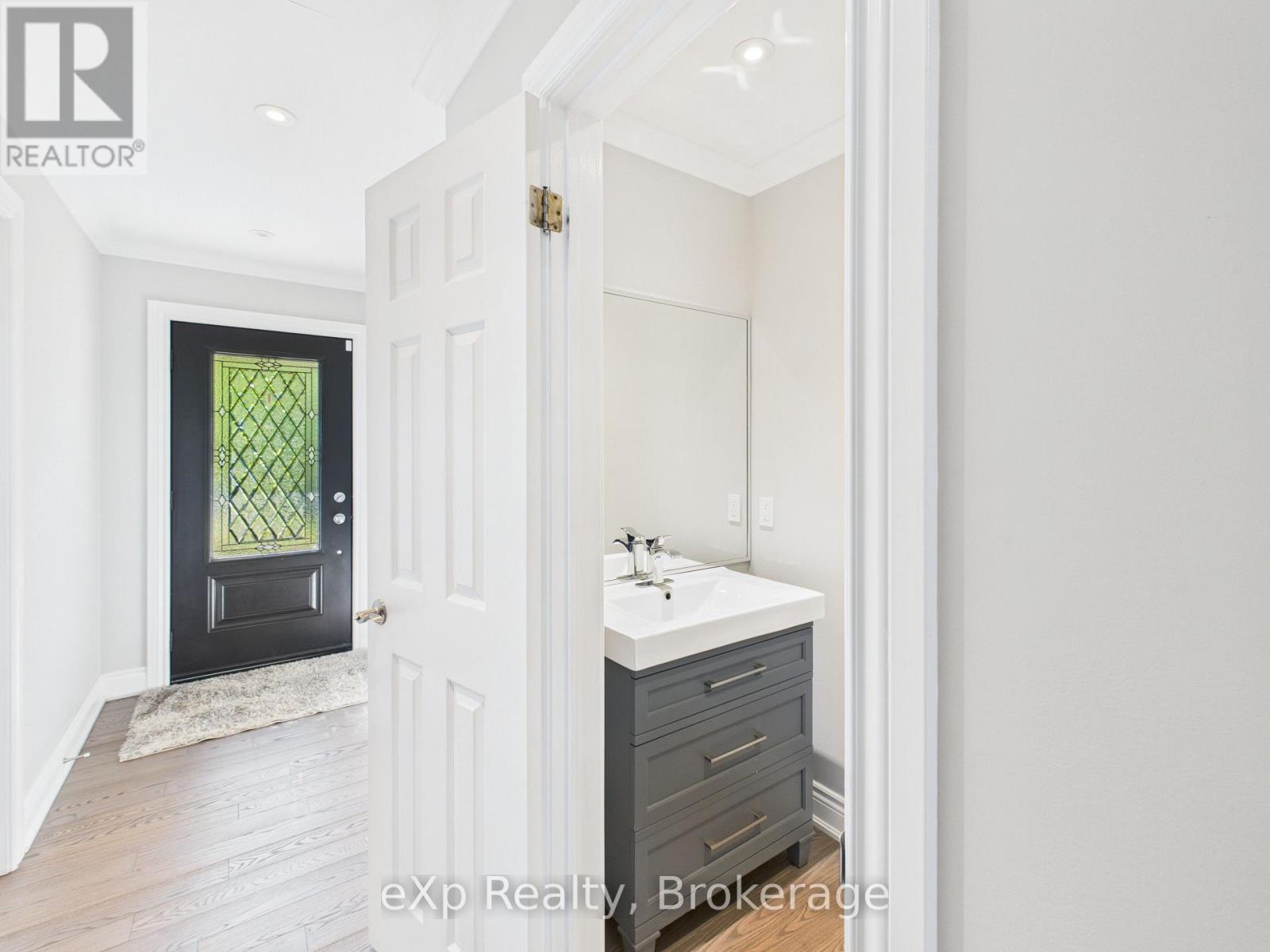 197 Balmy Beach Road, Georgian Bluffs, Ontario  N4K 5N4 - Photo 17 - X12512596