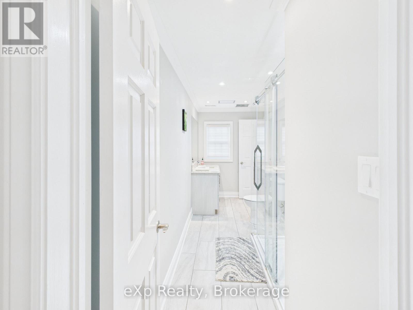 197 Balmy Beach Road, Georgian Bluffs, Ontario  N4K 5N4 - Photo 36 - X12512596