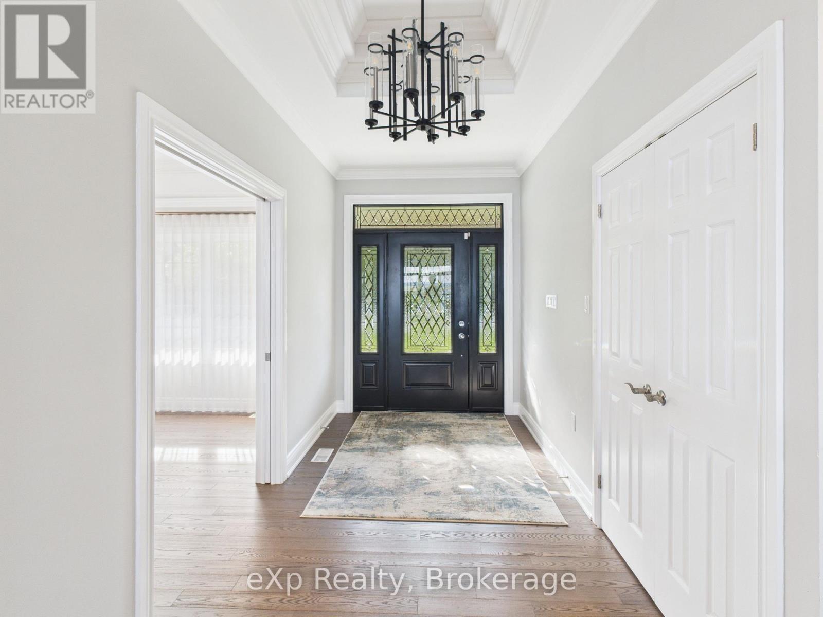 197 Balmy Beach Road, Georgian Bluffs, Ontario  N4K 5N4 - Photo 4 - X12512596