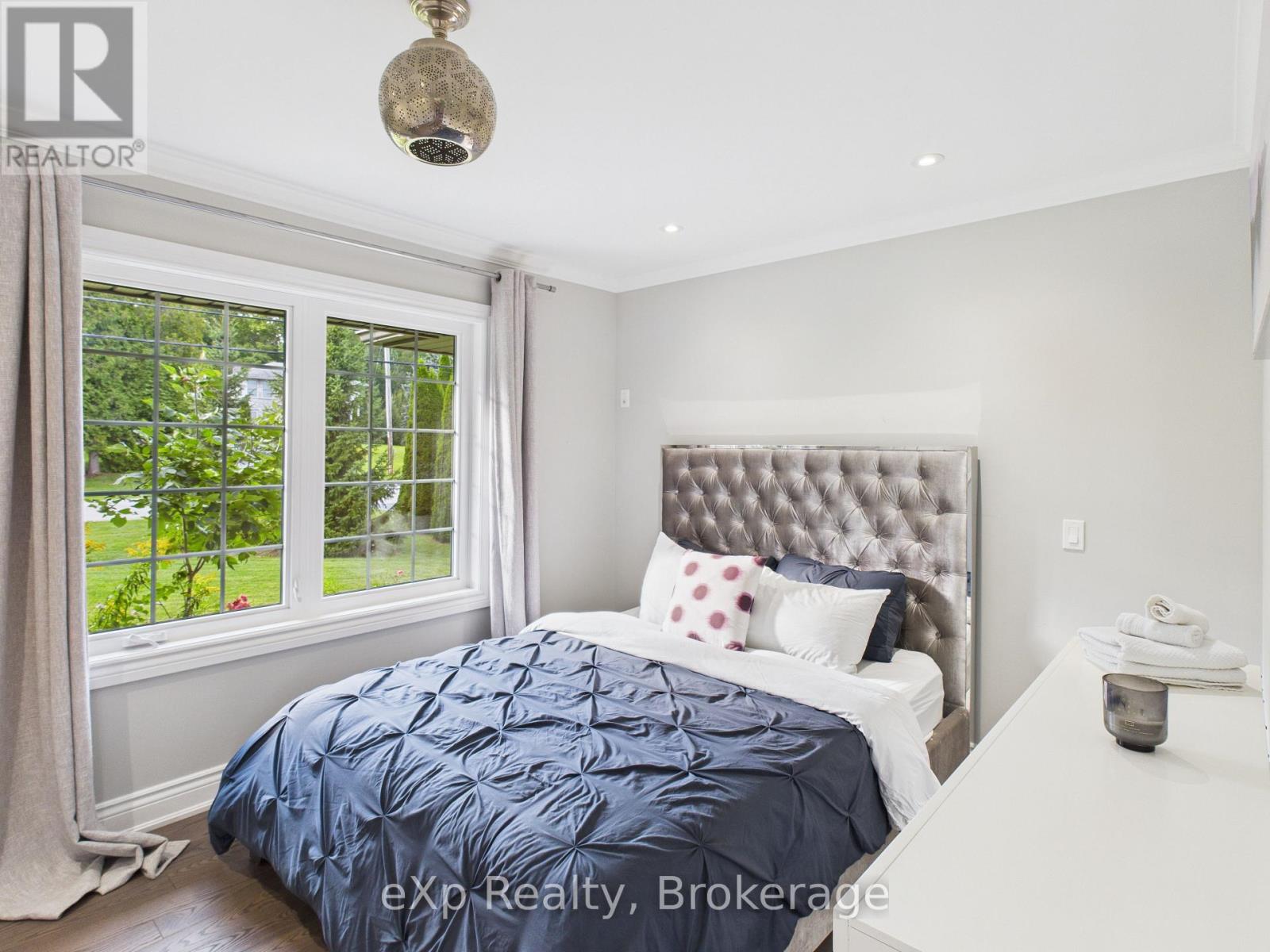 197 Balmy Beach Road, Georgian Bluffs, Ontario  N4K 5N4 - Photo 26 - X12512596