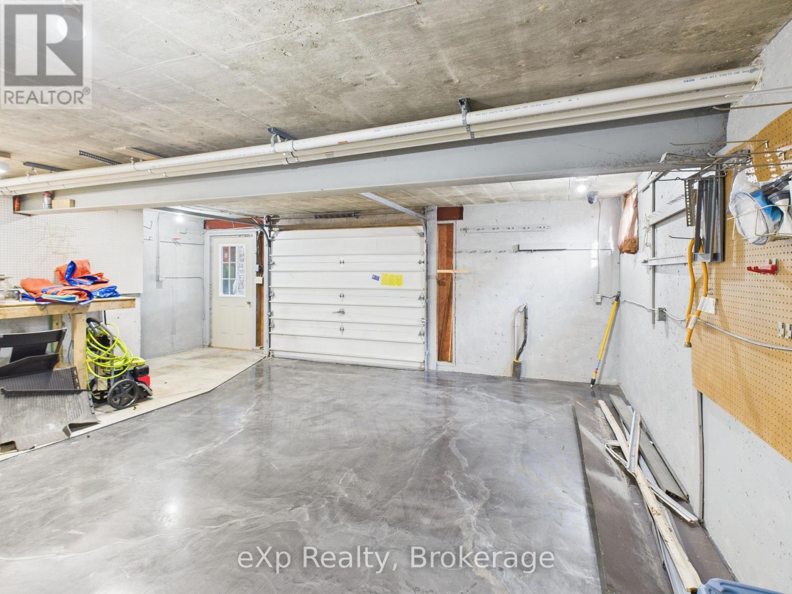 197 Balmy Beach Road, Georgian Bluffs, Ontario  N4K 5N4 - Photo 39 - X12512596