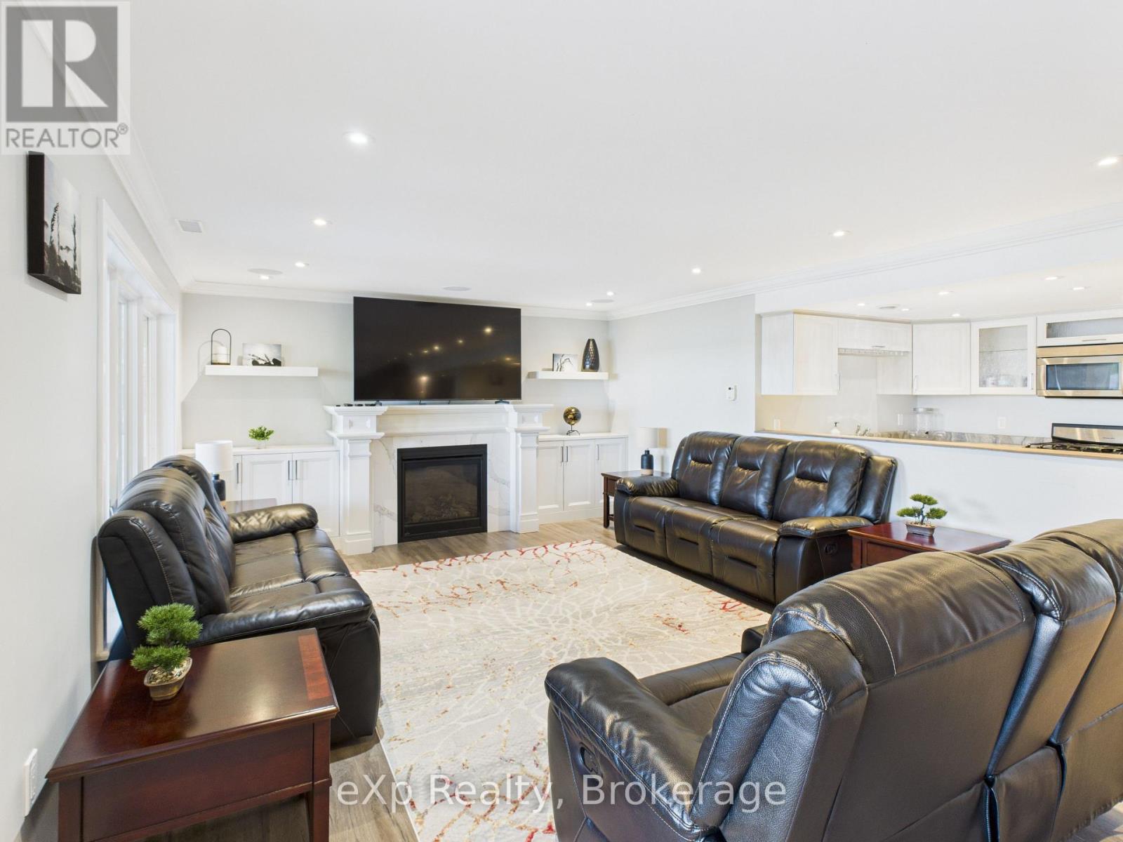 197 Balmy Beach Road, Georgian Bluffs, Ontario  N4K 5N4 - Photo 31 - X12512596