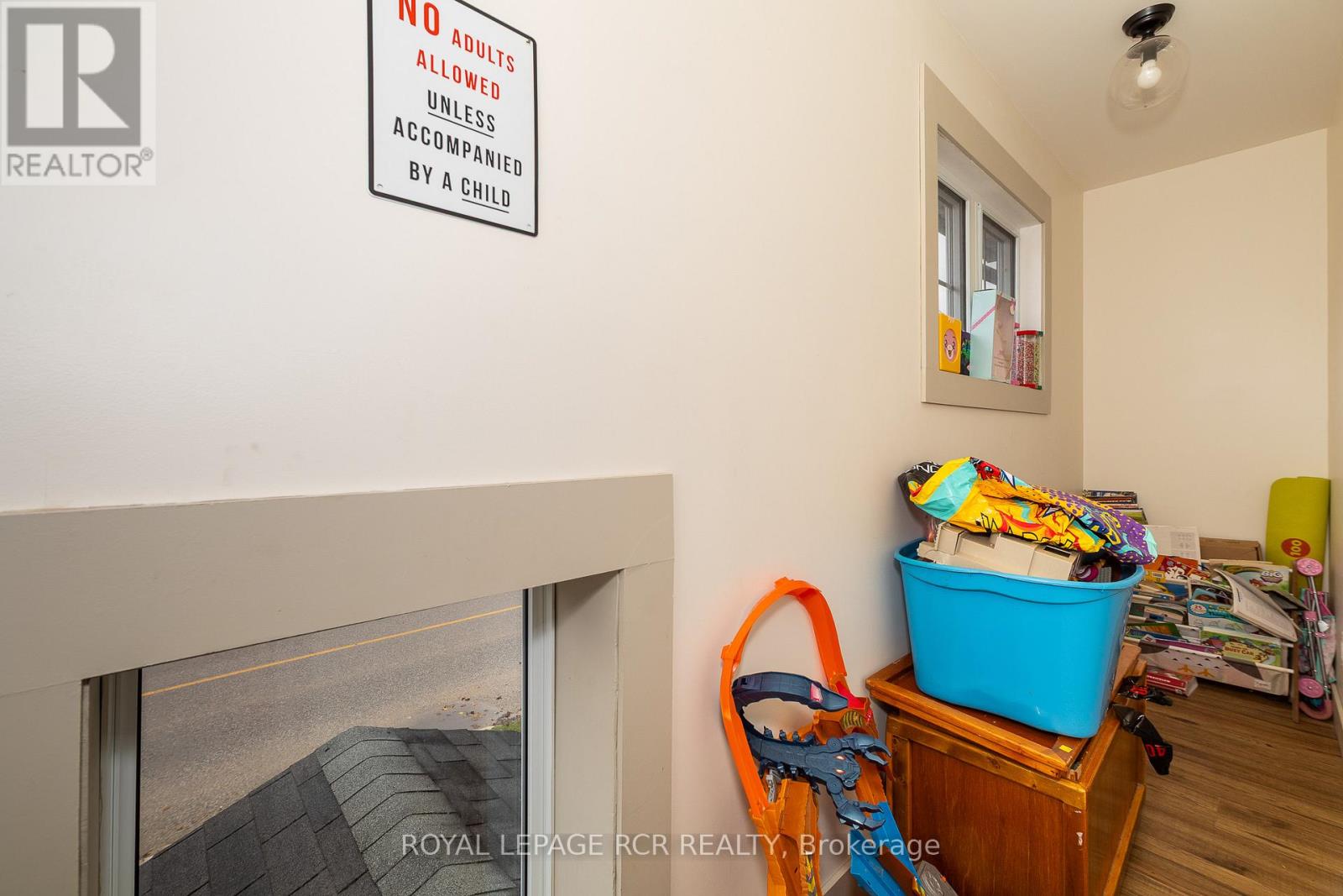 83 Main Street W, Grey Highlands, Ontario N0C 1H0 - Photo 11 - X12512188