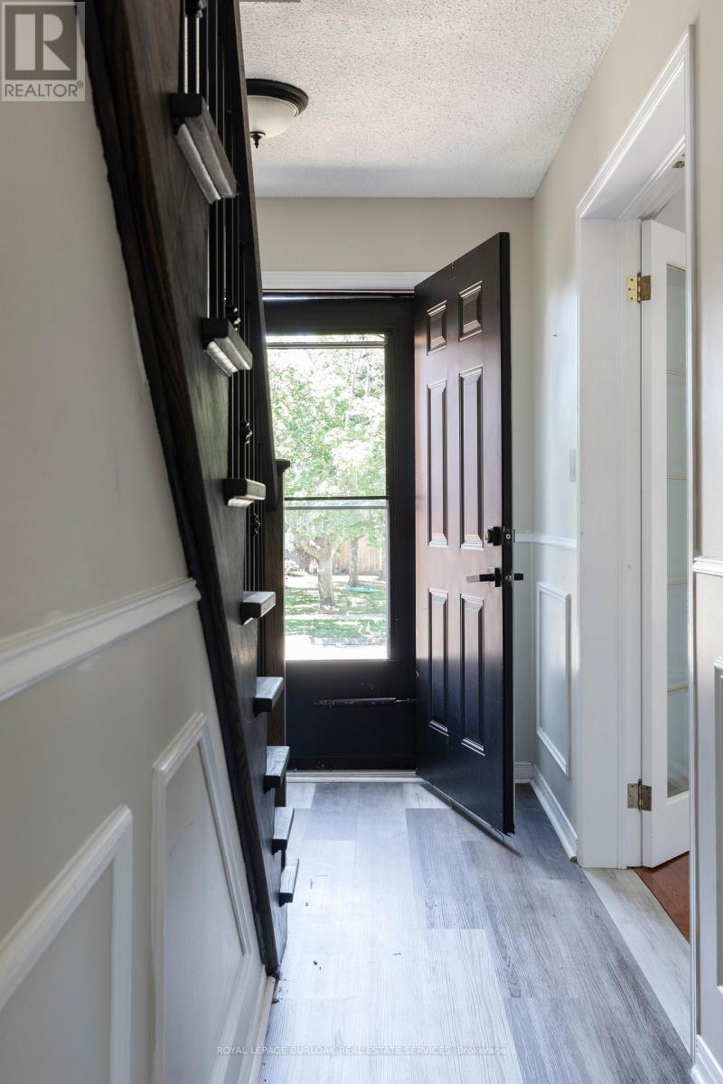 128 Brian Boulevard, Hamilton, Ontario  L8B 0C8 - Photo 6 - X12512202