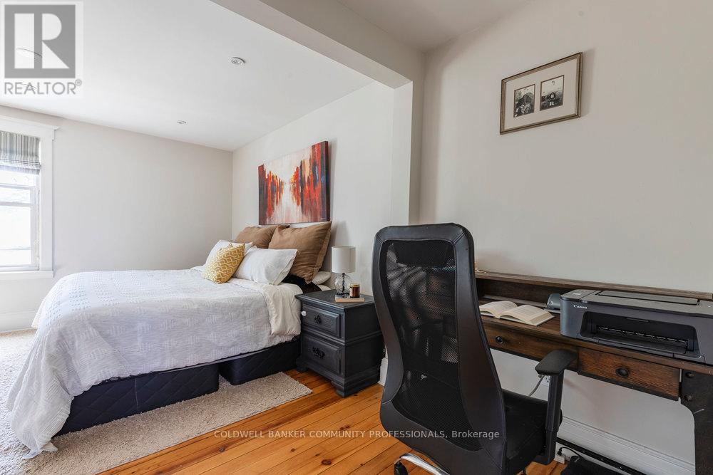 65 Banff Street, Haldimand, Ontario  N3W 1C2 - Photo 28 - X12512210