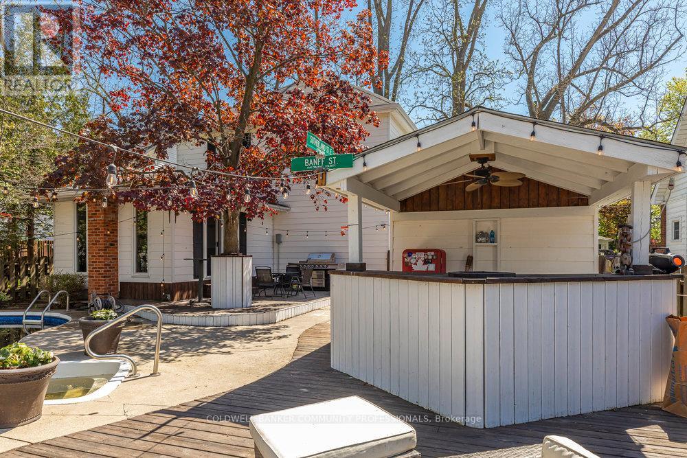 65 Banff Street, Haldimand, Ontario  N3W 1C2 - Photo 42 - X12512210