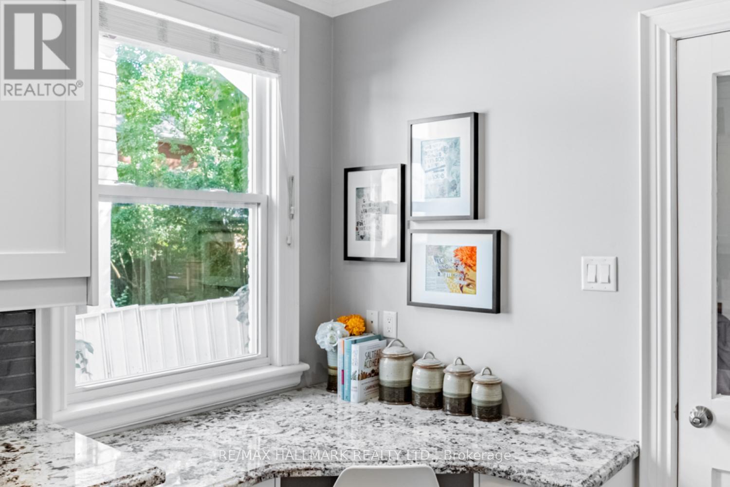 407 Aberdeen Avenue, Hamilton, Ontario L8P 2R9 - Photo 16 - X12512212