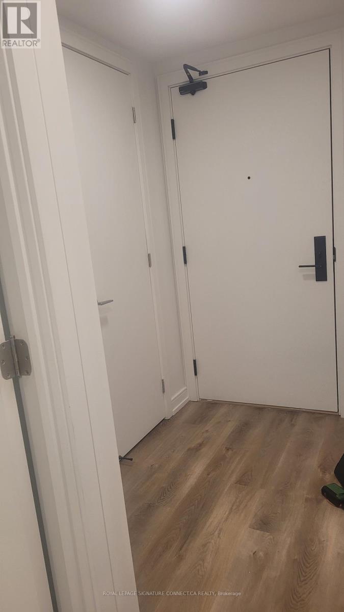 1017 - 1 Jarvis Street, Hamilton, Ontario  L8R 3R2 - Photo 9 - X12512264