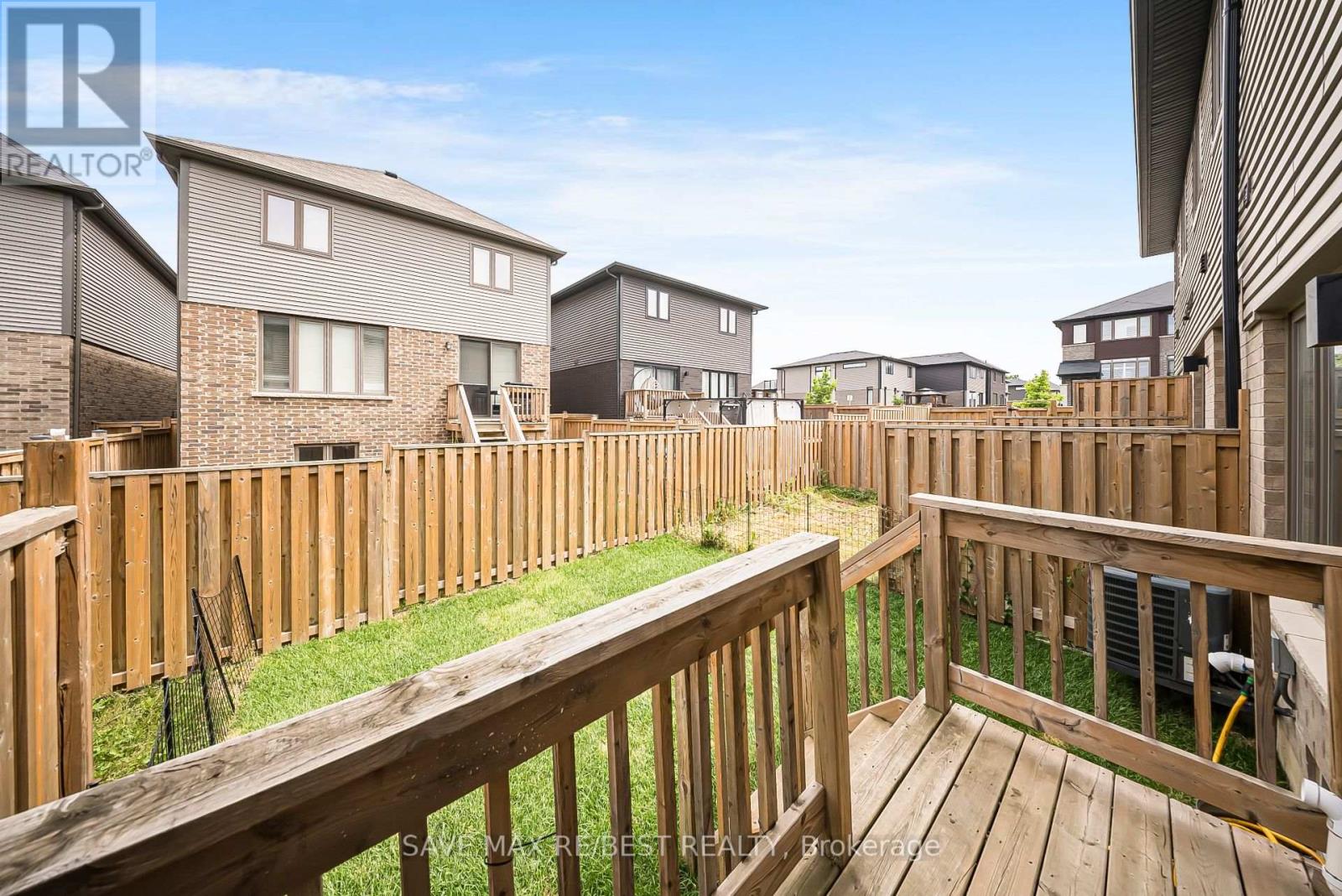 6 Greenwich Avenue, Hamilton, Ontario  L8J 0A5 - Photo 32 - X12512284