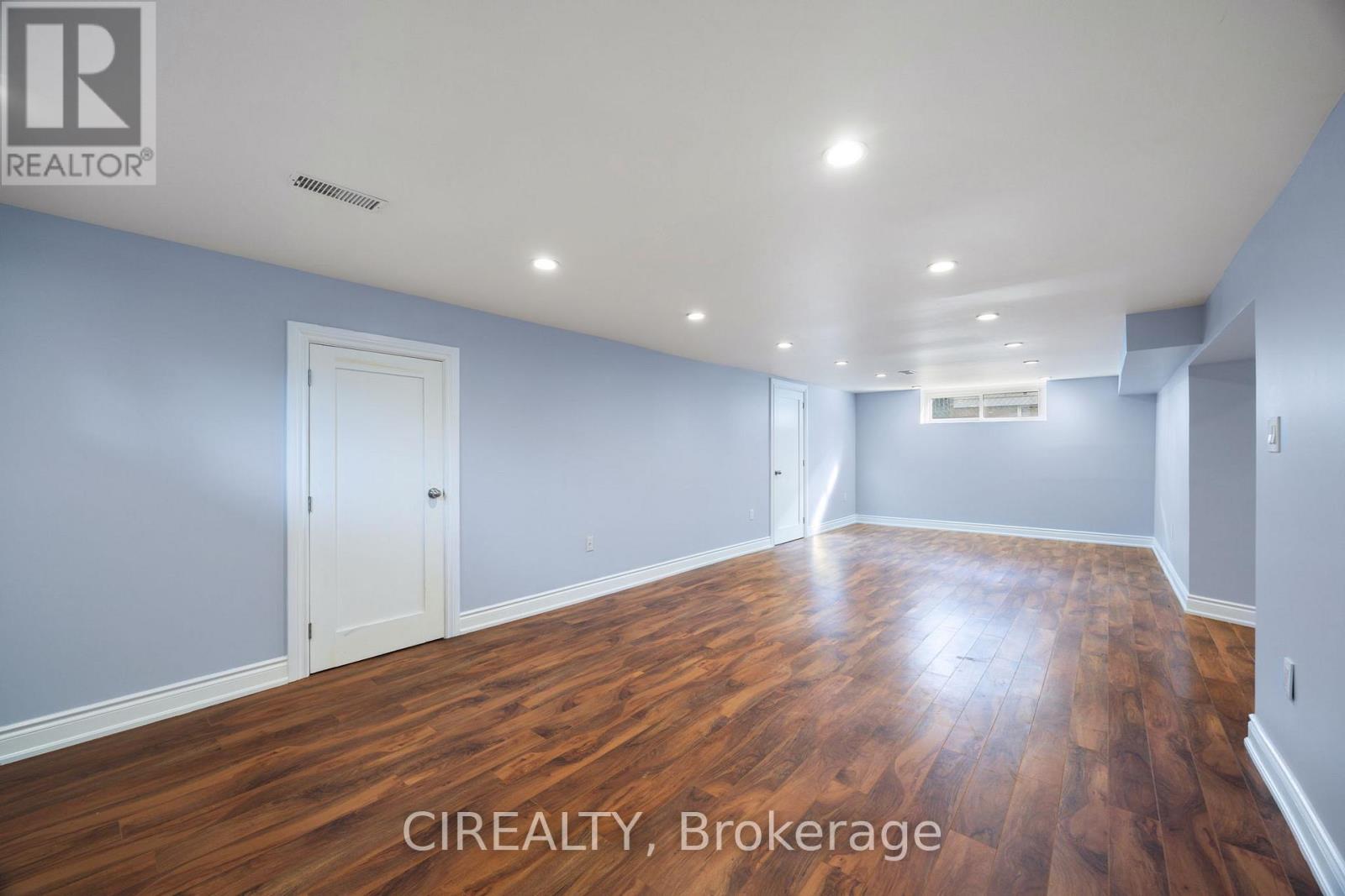 142 Norrie Avenue, Hamilton, Ontario  L9A 2E6 - Photo 31 - X12512302