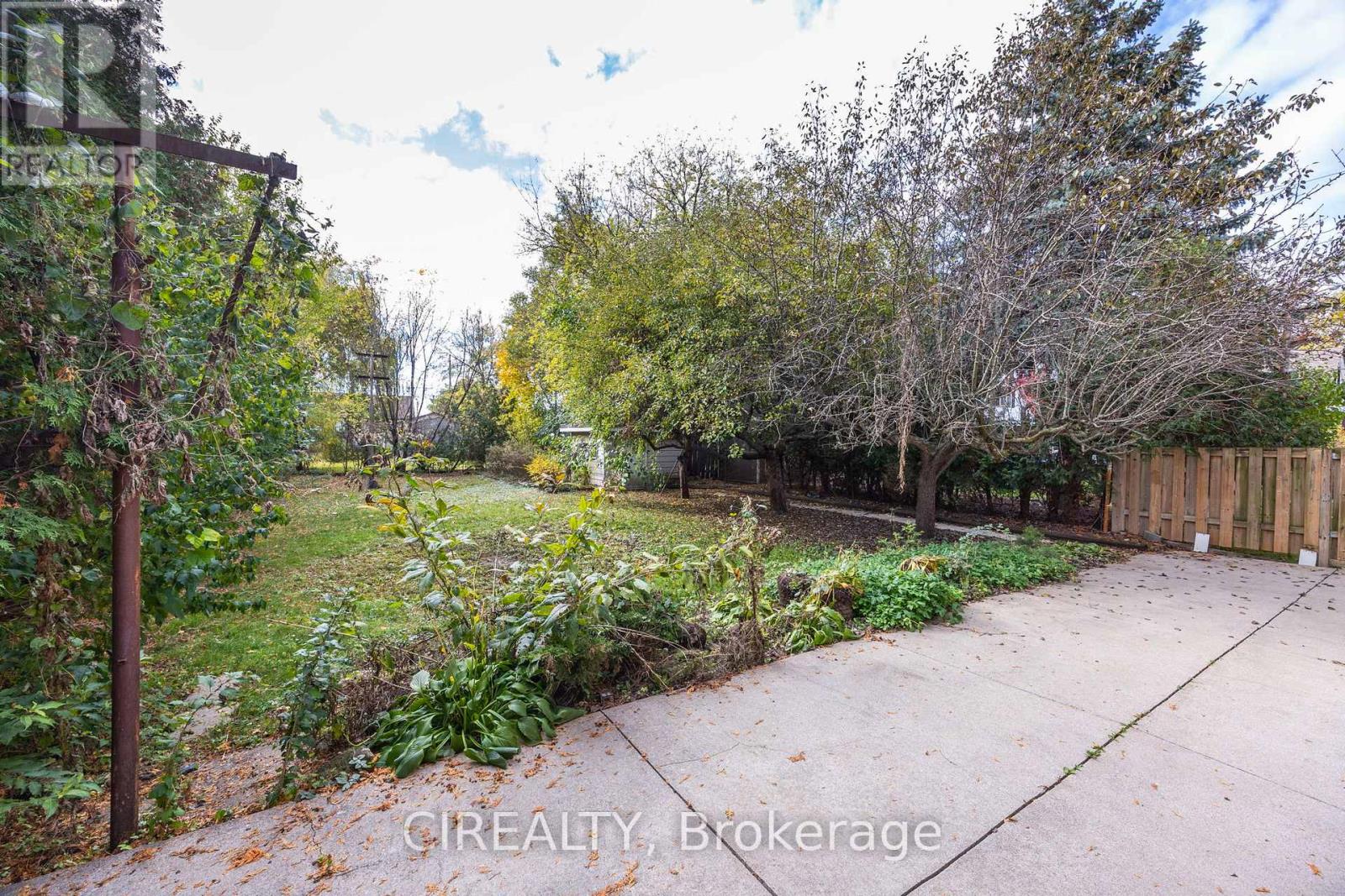 142 Norrie Avenue, Hamilton, Ontario  L9A 2E6 - Photo 33 - X12512302