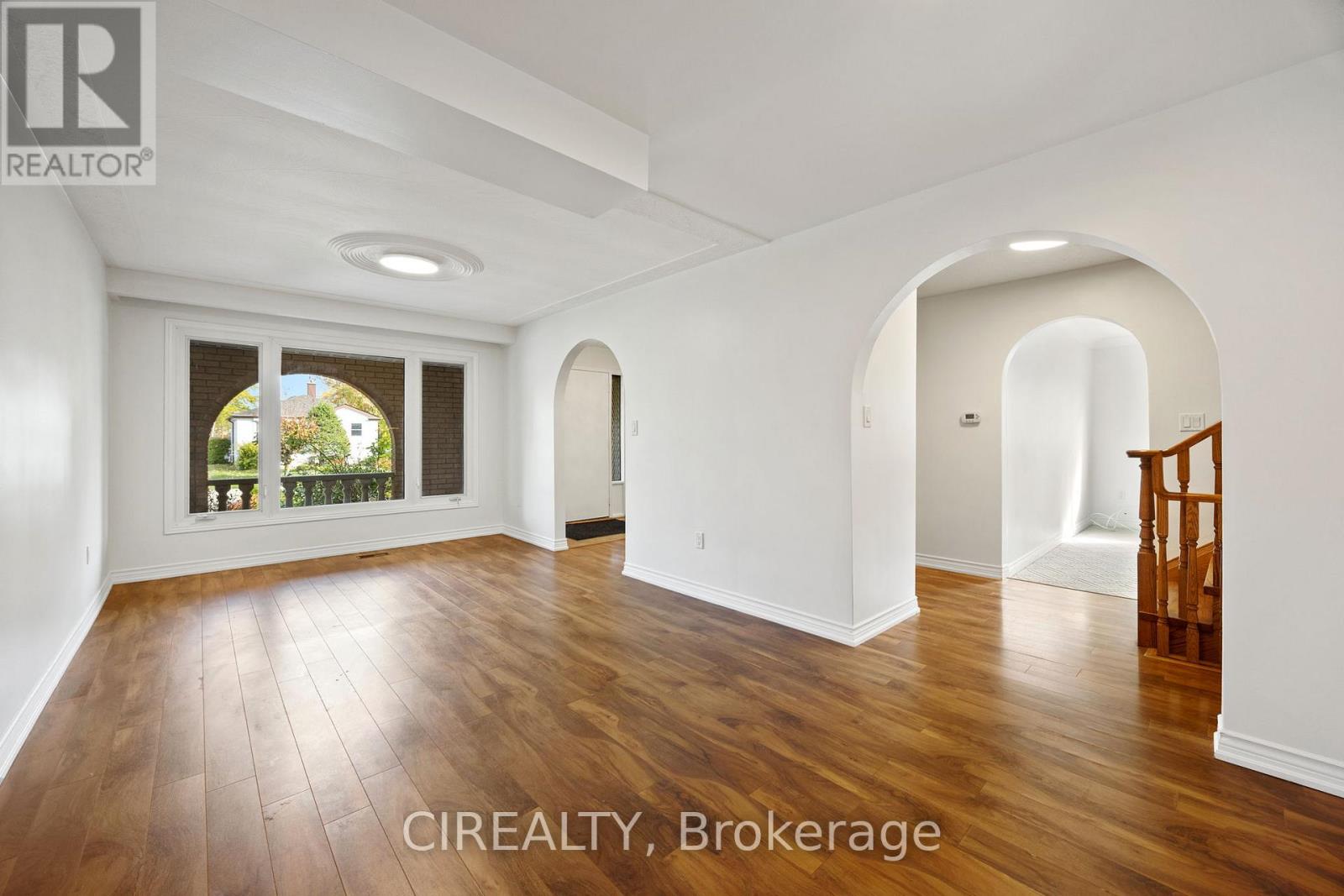 142 Norrie Avenue, Hamilton, Ontario  L9A 2E6 - Photo 7 - X12512302