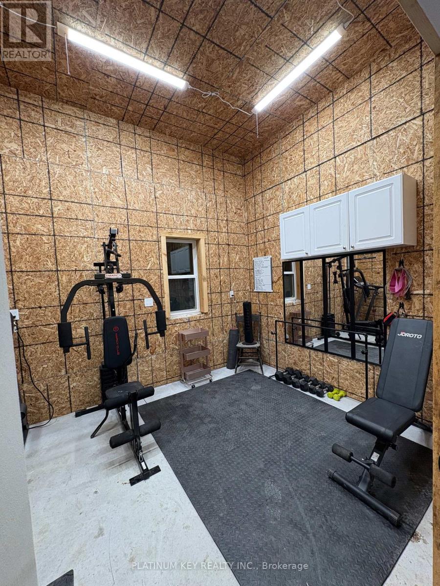 21243 Taits Road, Southwest Middlesex, Ontario  N0L 1M0 - Photo 16 - X12463732