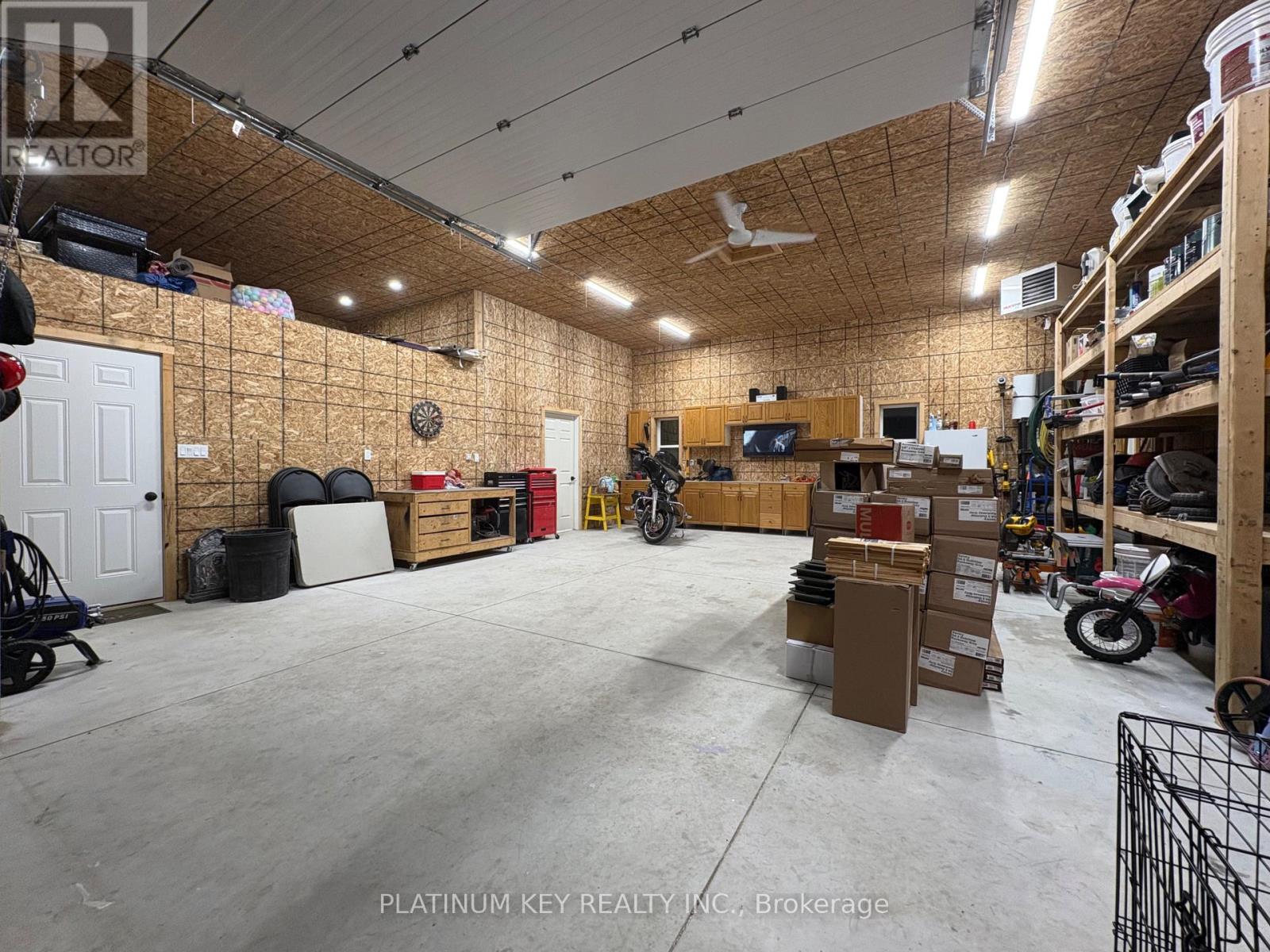 21243 Taits Road, Southwest Middlesex, Ontario  N0L 1M0 - Photo 12 - X12463732