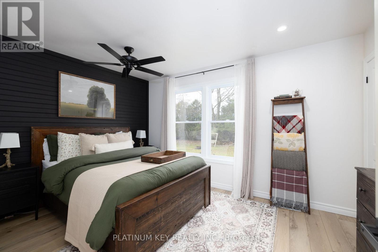 21243 Taits Road, Southwest Middlesex, Ontario  N0L 1M0 - Photo 23 - X12463732