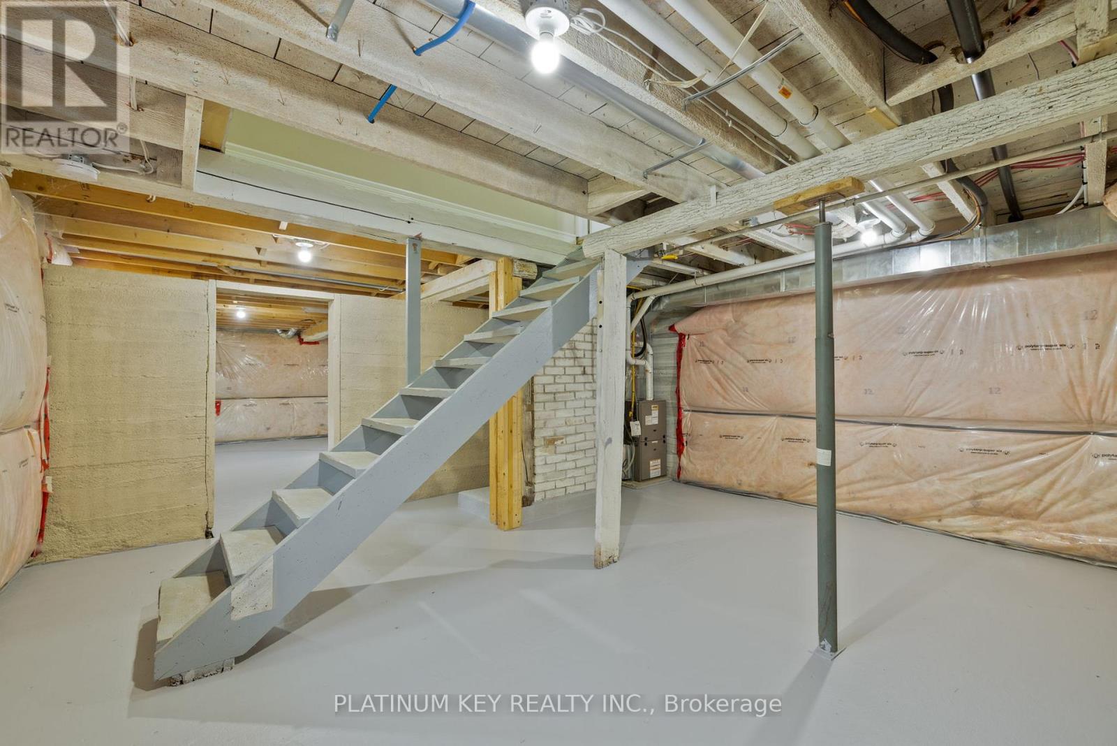 21243 Taits Road, Southwest Middlesex, Ontario  N0L 1M0 - Photo 37 - X12463732