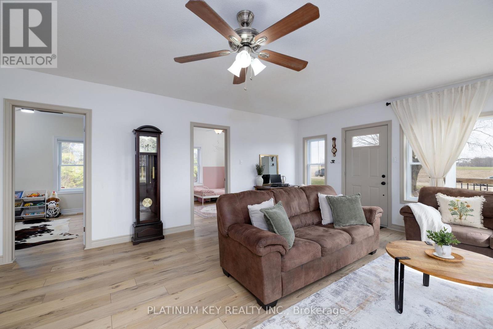 21243 Taits Road, Southwest Middlesex, Ontario  N0L 1M0 - Photo 30 - X12463732