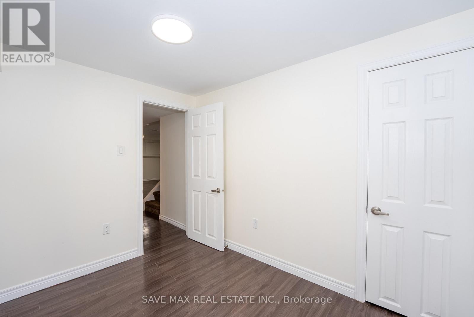 26 Hillbank Trail, Brampton, Ontario  L6S 1P6 - Photo 34 - W12509324