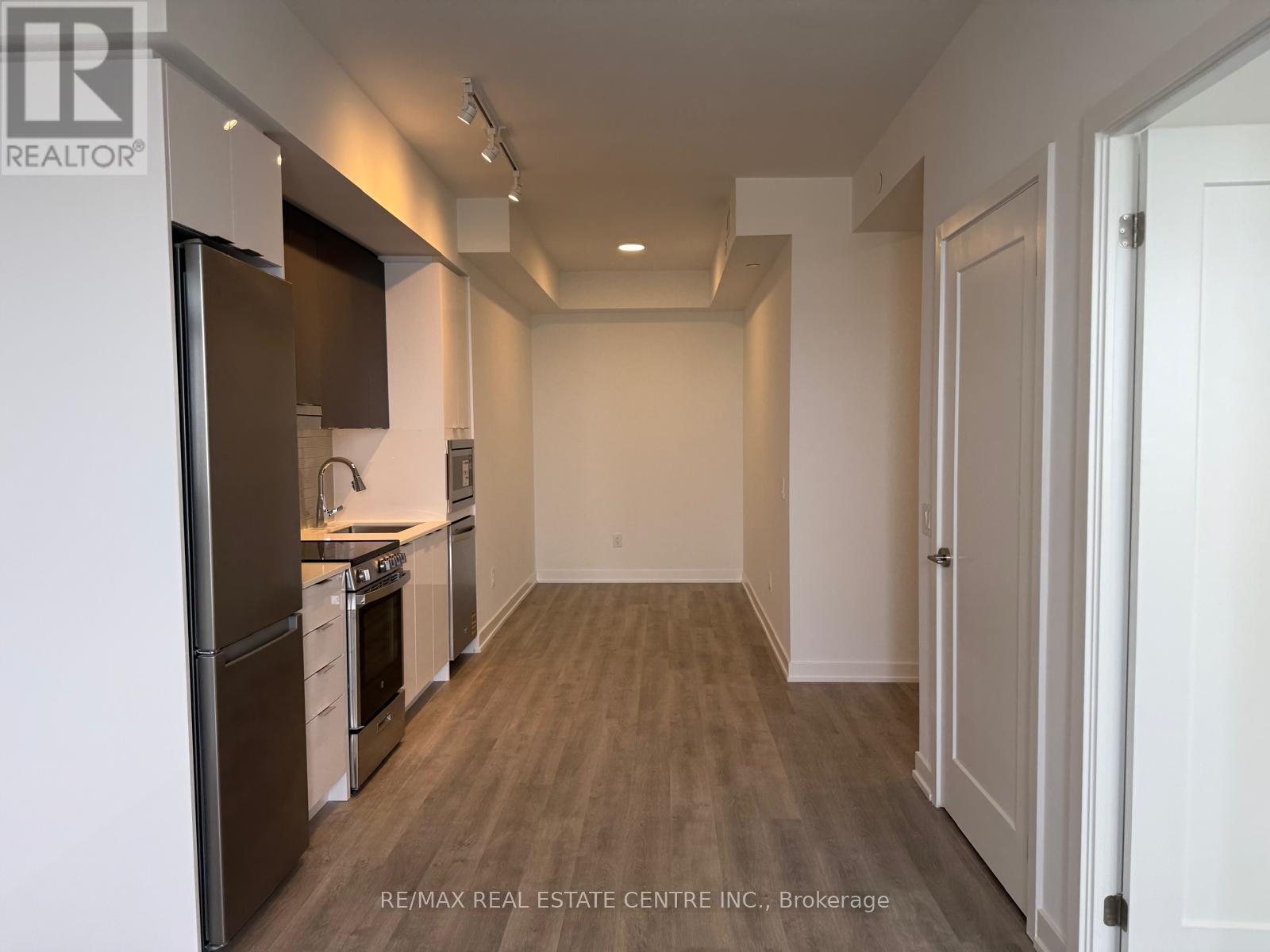 2412 - 5105 Hurontario Street S, Mississauga, Ontario  L4Z 0C9 - Photo 13 - W12499706