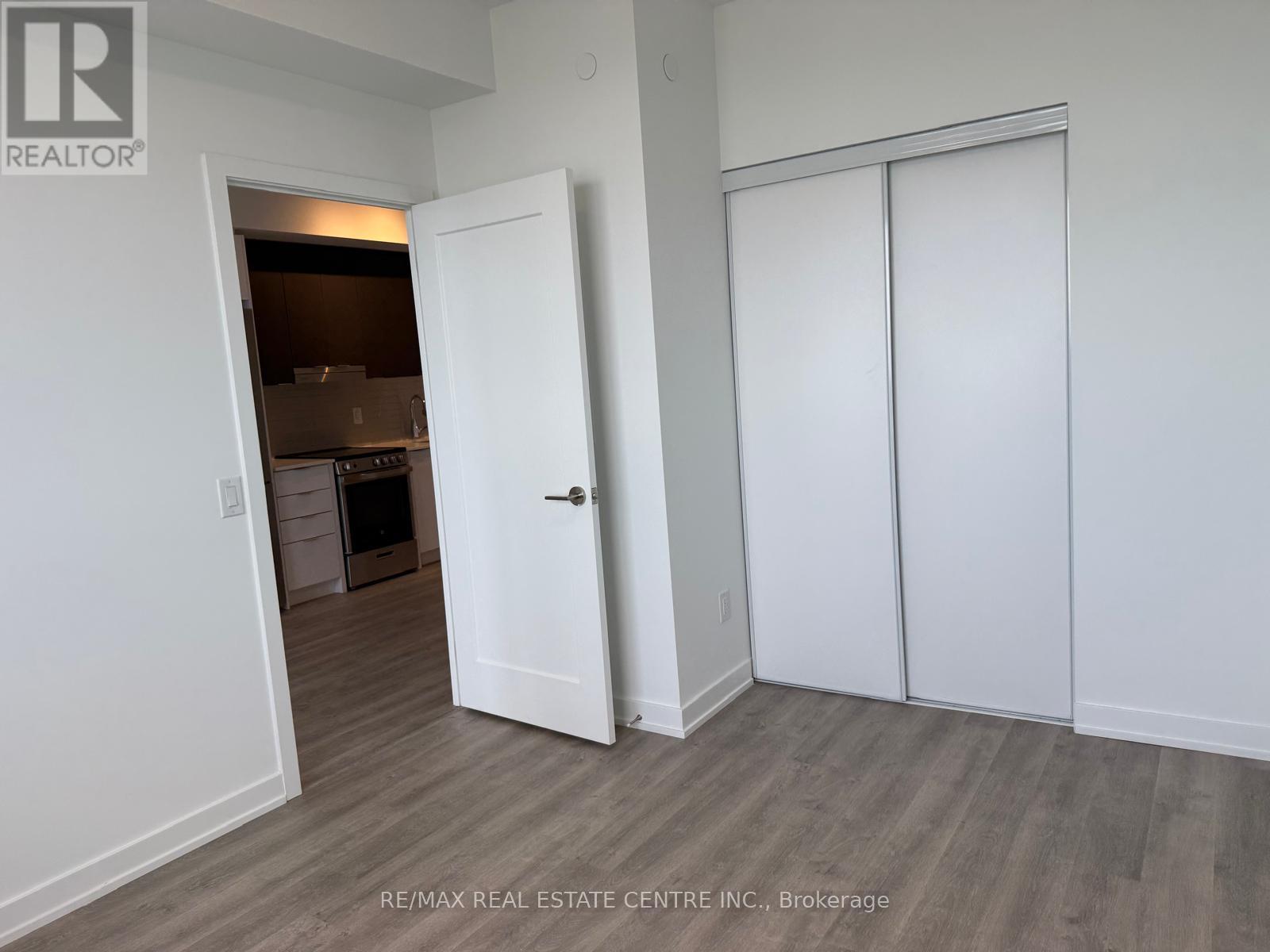 2412 - 5105 Hurontario Street S, Mississauga, Ontario  L4Z 0C9 - Photo 14 - W12499706