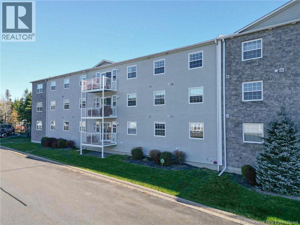 40 Brown Boulevard Unit# 105, Fredericton, New Brunswick  E3A 0L7 - Photo 3 - NB129568