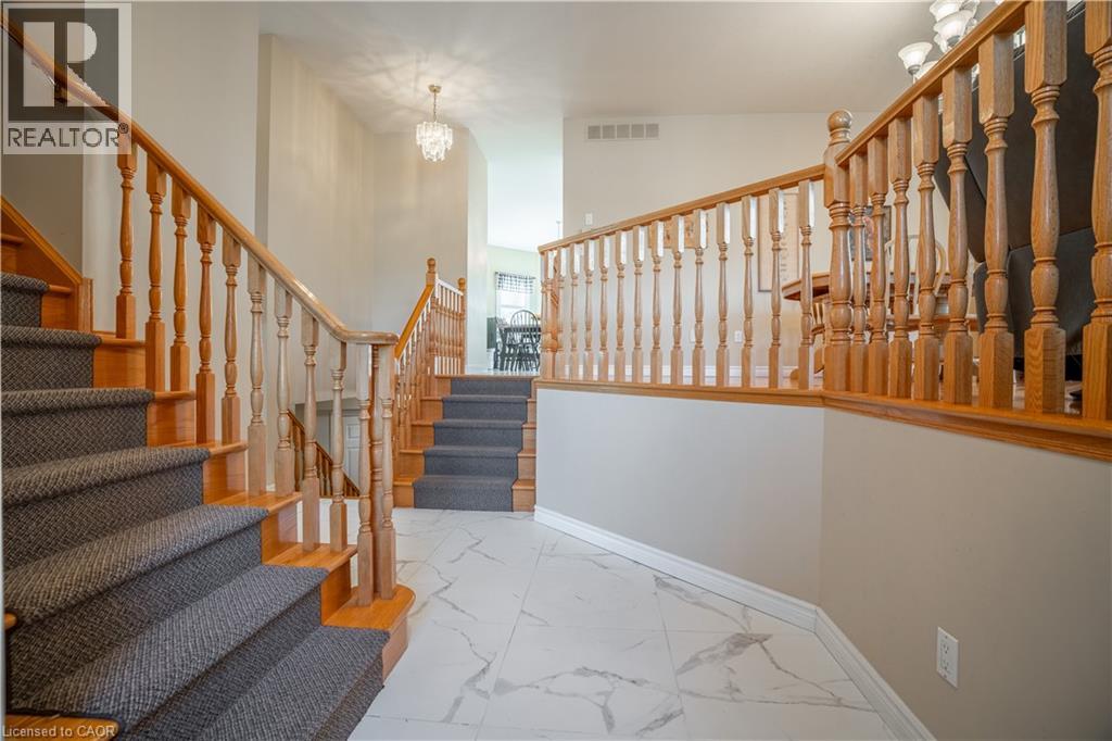 441 Crerar Drive, Hamilton, Ontario  L9A 5K3 - Photo 5 - 40777565