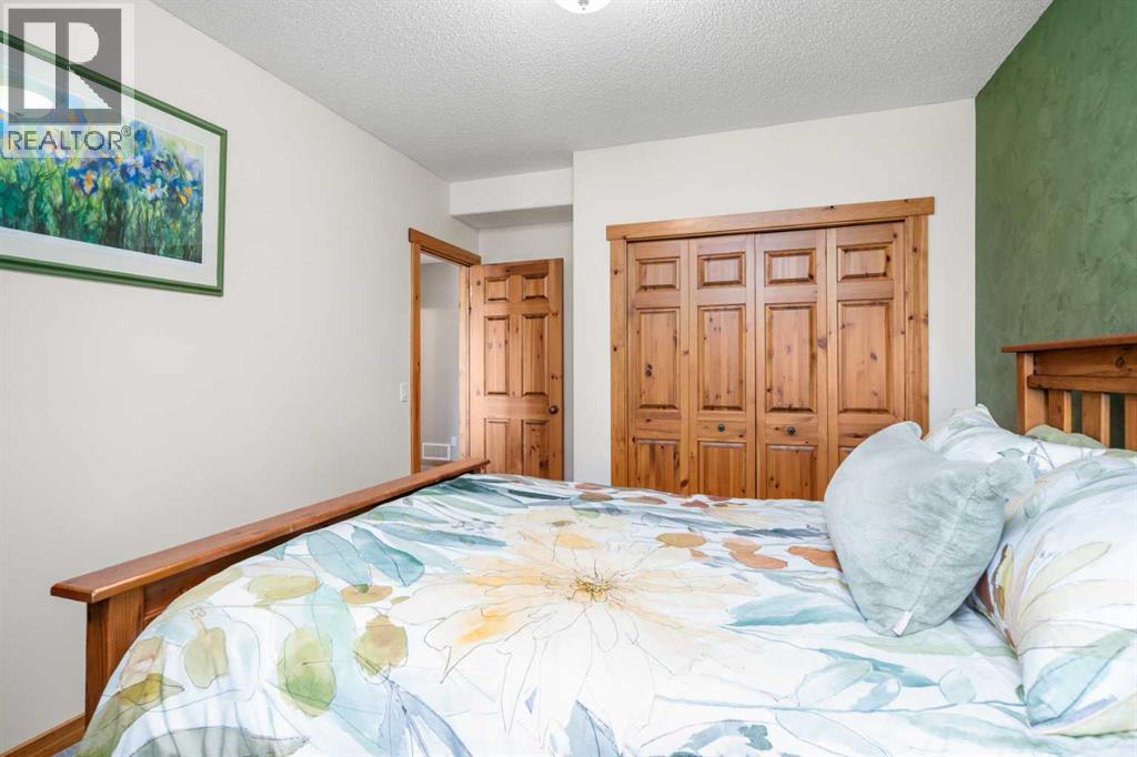 122 Hidden Creek Heights Nw, Calgary, Alberta  T3A 6K9 - Photo 38 - A2256658