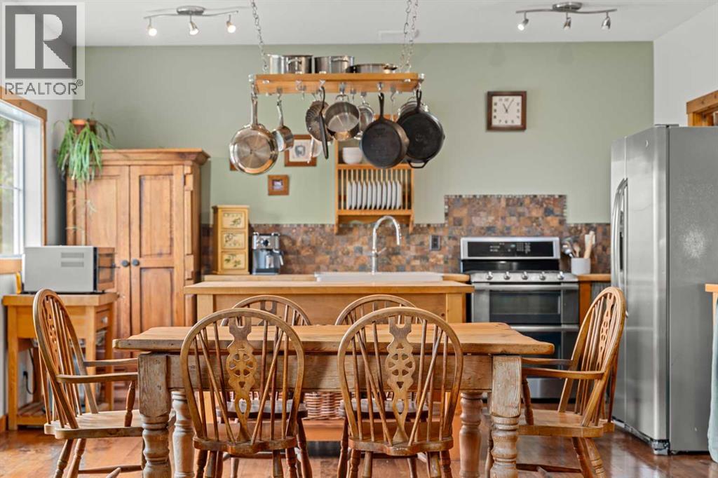 122 Hidden Creek Heights Nw, Calgary, Alberta  T3A 6K9 - Photo 16 - A2256658