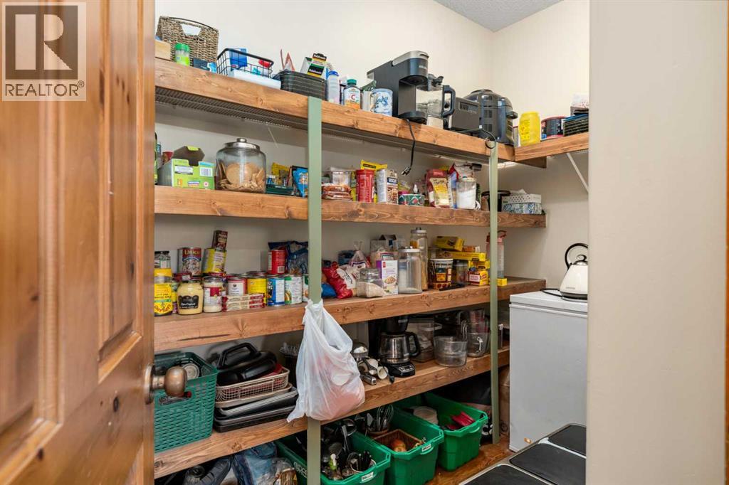 122 Hidden Creek Heights Nw, Calgary, Alberta  T3A 6K9 - Photo 19 - A2256658