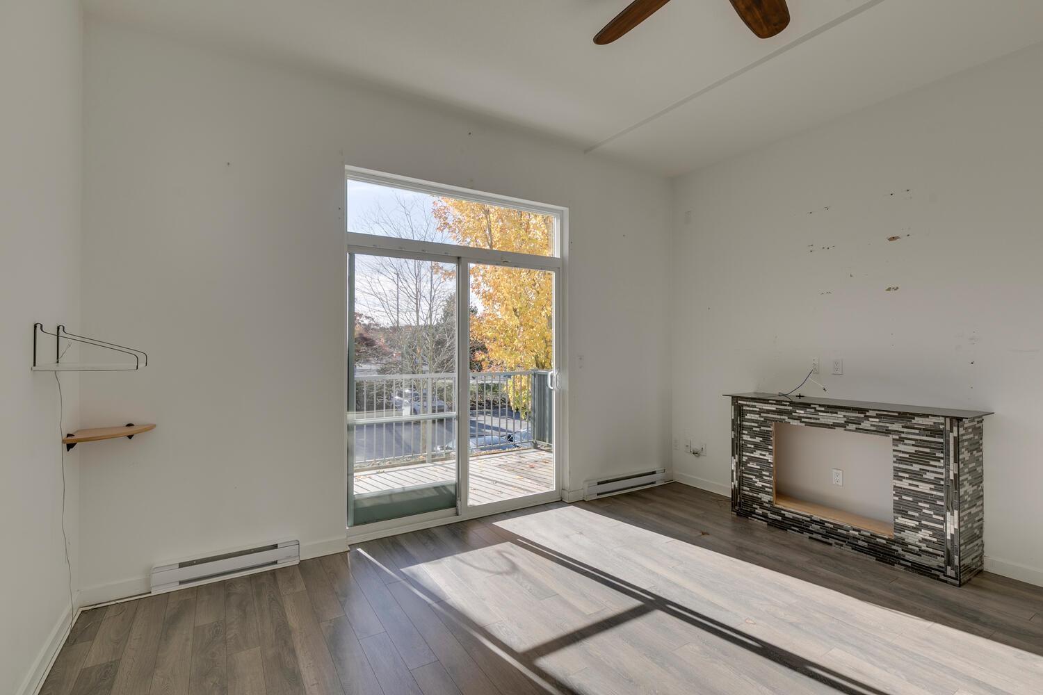 39 18681 68 Avenue, Surrey, British Columbia  V4N 6P3 - Photo 3 - R3050340