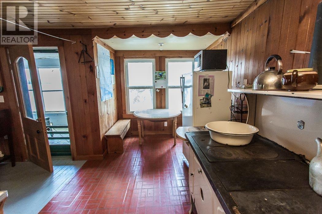 2544 Dayton Rd, Huron Shores, Ontario P0R 1H0 - Photo 4 - SM253093