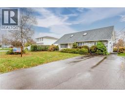 35 Fulton Crescent, moncton, New Brunswick