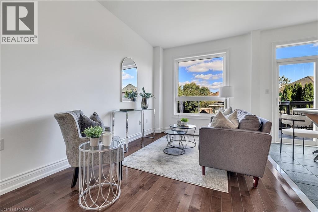 3438 Fountain Park Avenue, Mississauga, Ontario  L5M 7E3 - Photo 11 - 40780274