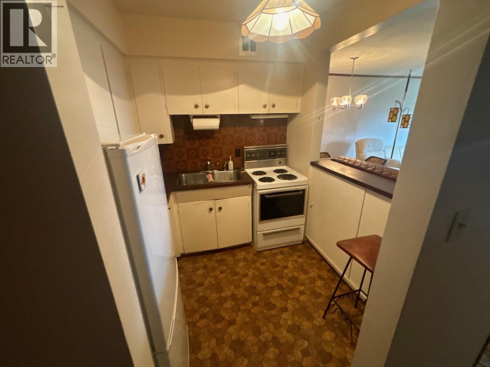 15 1450 Chesterfield Avenue, North Vancouver, British Columbia  V7M 2N4 - Photo 9 - R3063066