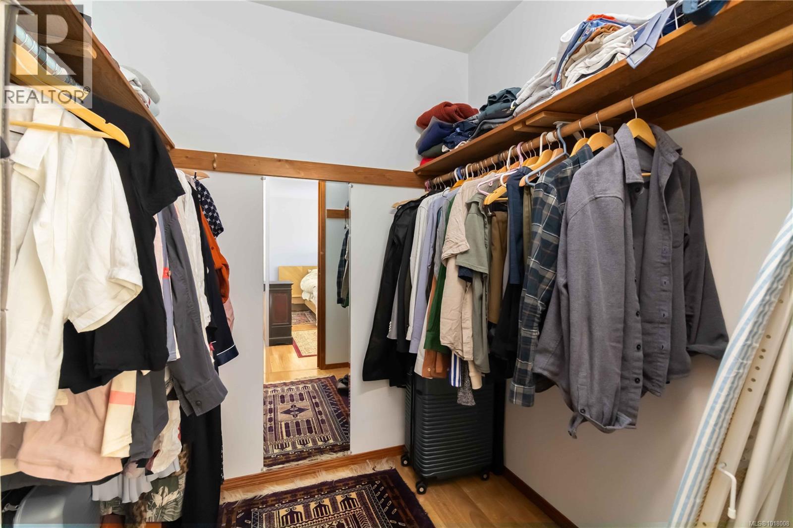 711 Miller Ave, Saanich, British Columbia V8Z 3C9 - Photo 28 - 1018008