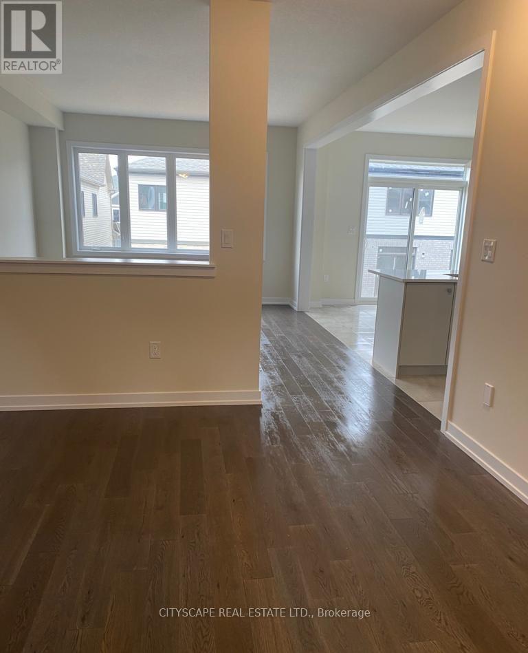 27 Wintergreen Crescent, Haldimand, Ontario  N3W 0H9 - Photo 7 - X12509272