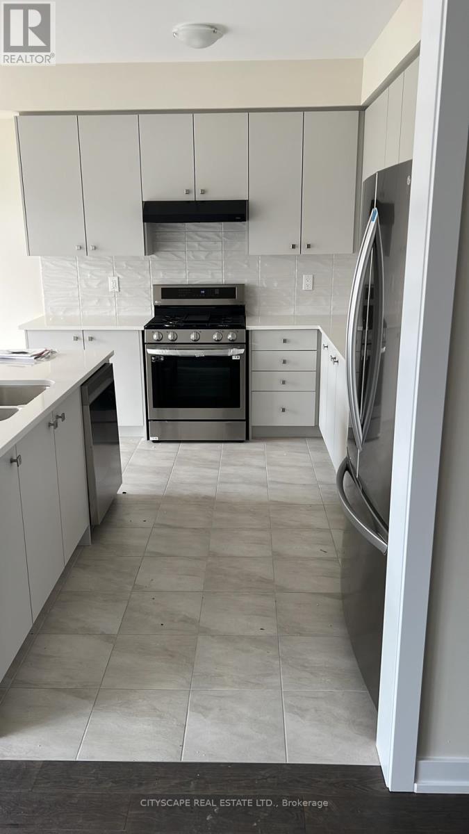 27 Wintergreen Crescent, Haldimand, Ontario  N3W 0H9 - Photo 6 - X12509272