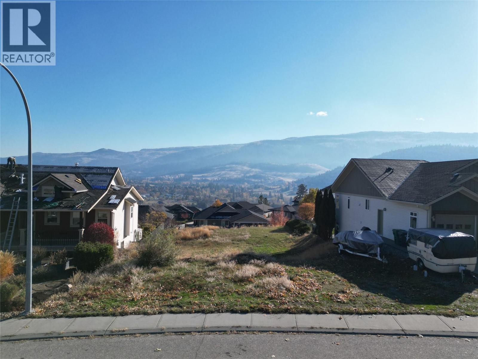 524 Middleton Way, coldstream, British Columbia